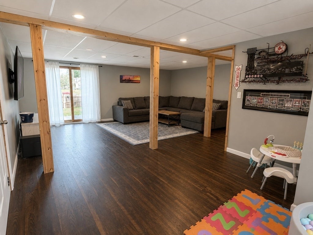 24 Montclair St, Chicopee, MA, 24 Montclair St, Chicopee, MA Photo #21
