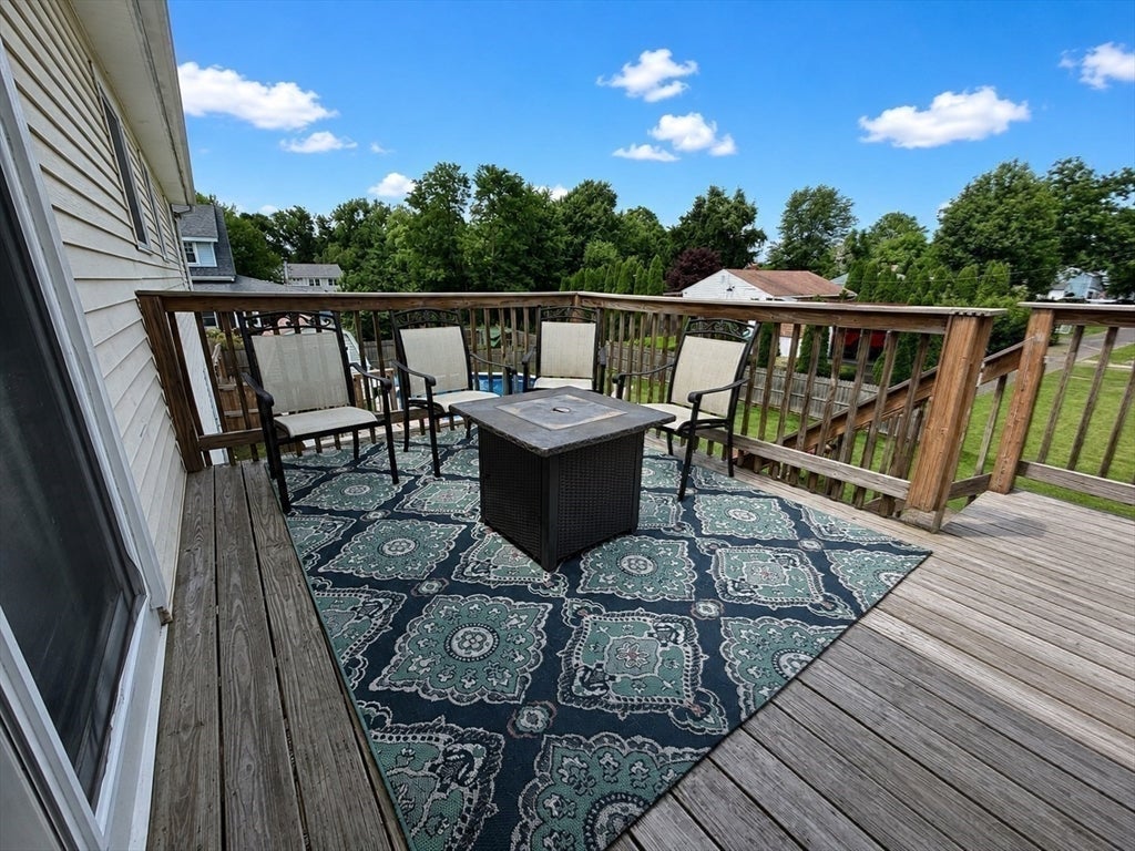 24 Montclair St, Chicopee, MA, 24 Montclair St, Chicopee, MA Photo #22