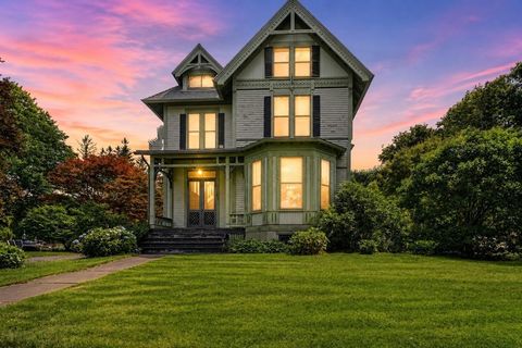 Photo of 33 Gilbert St, North Brookfield, MA 01535 (MLS # 73546049)