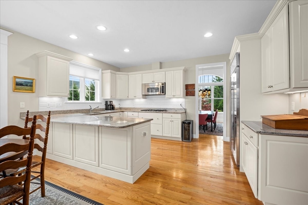 33 Adams Farm Rd 9B