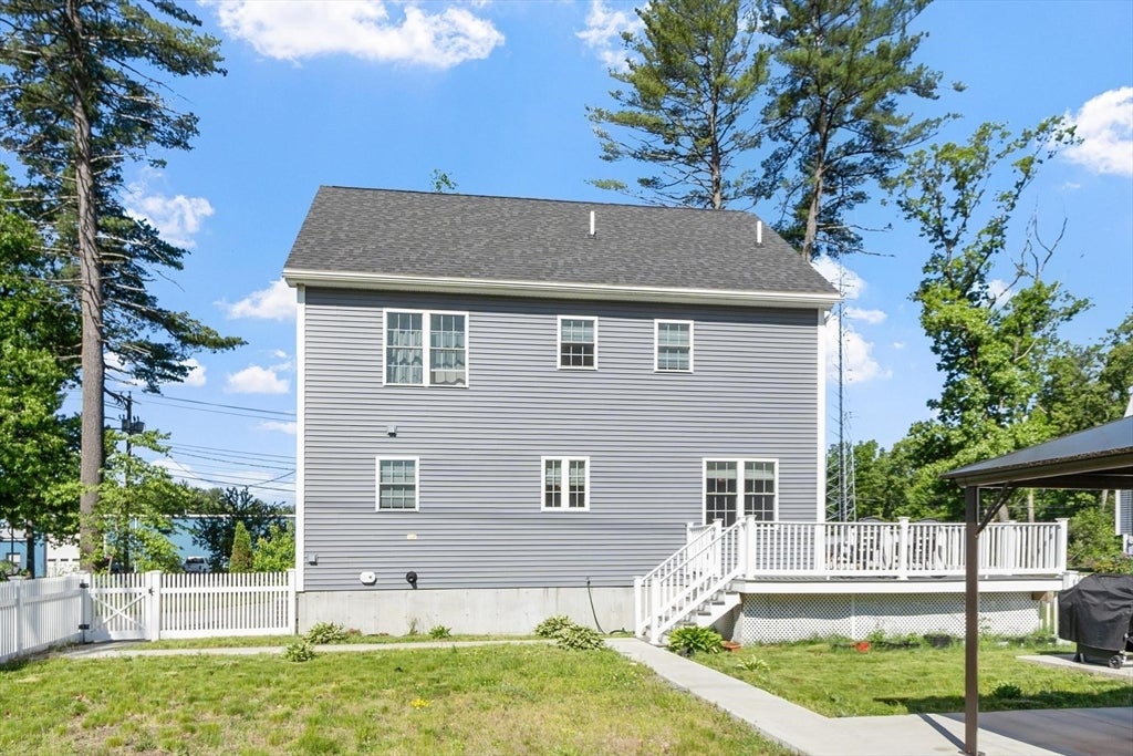 1016 Whipple Rd