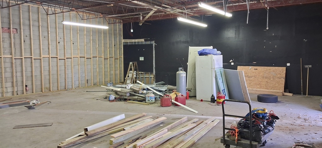 50 Meadowbrook Rd. 5A