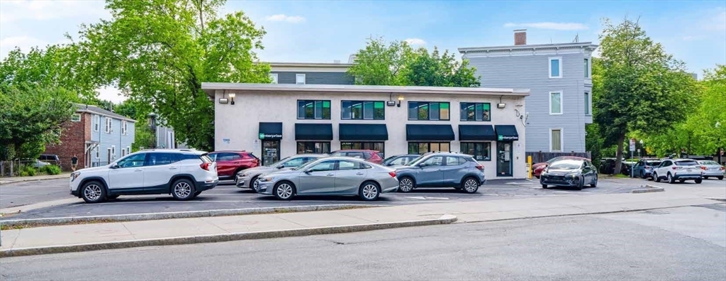 25-29 River St