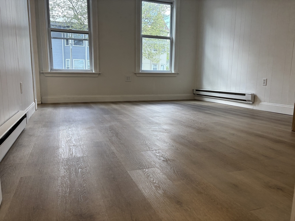 289 Chelsea St #2, Boston, MA Photo #4