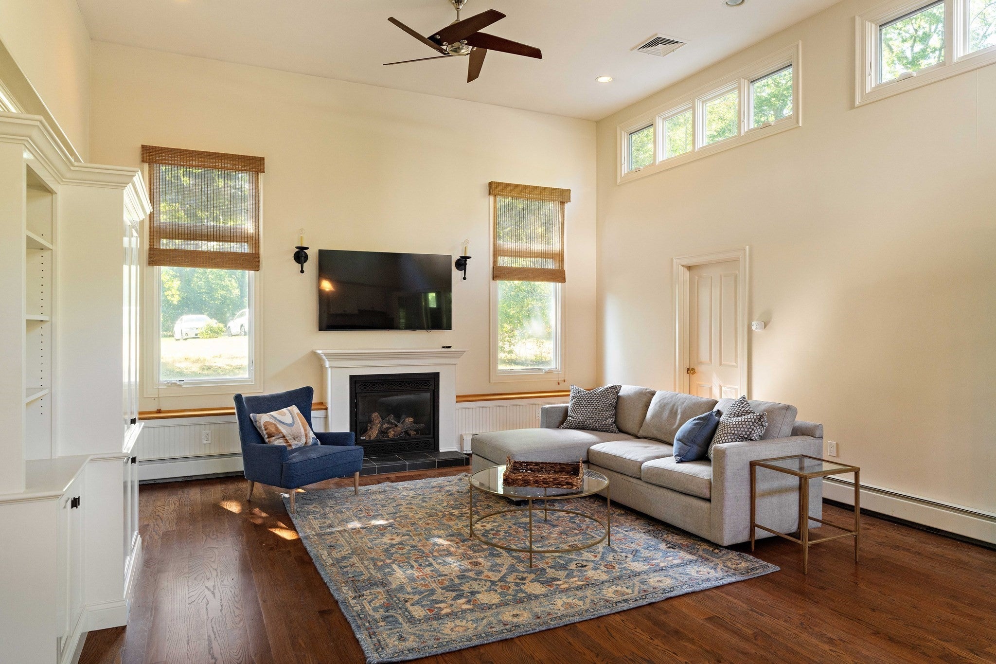 8&10 Evergreen Ln, Hingham, MA Photo #17