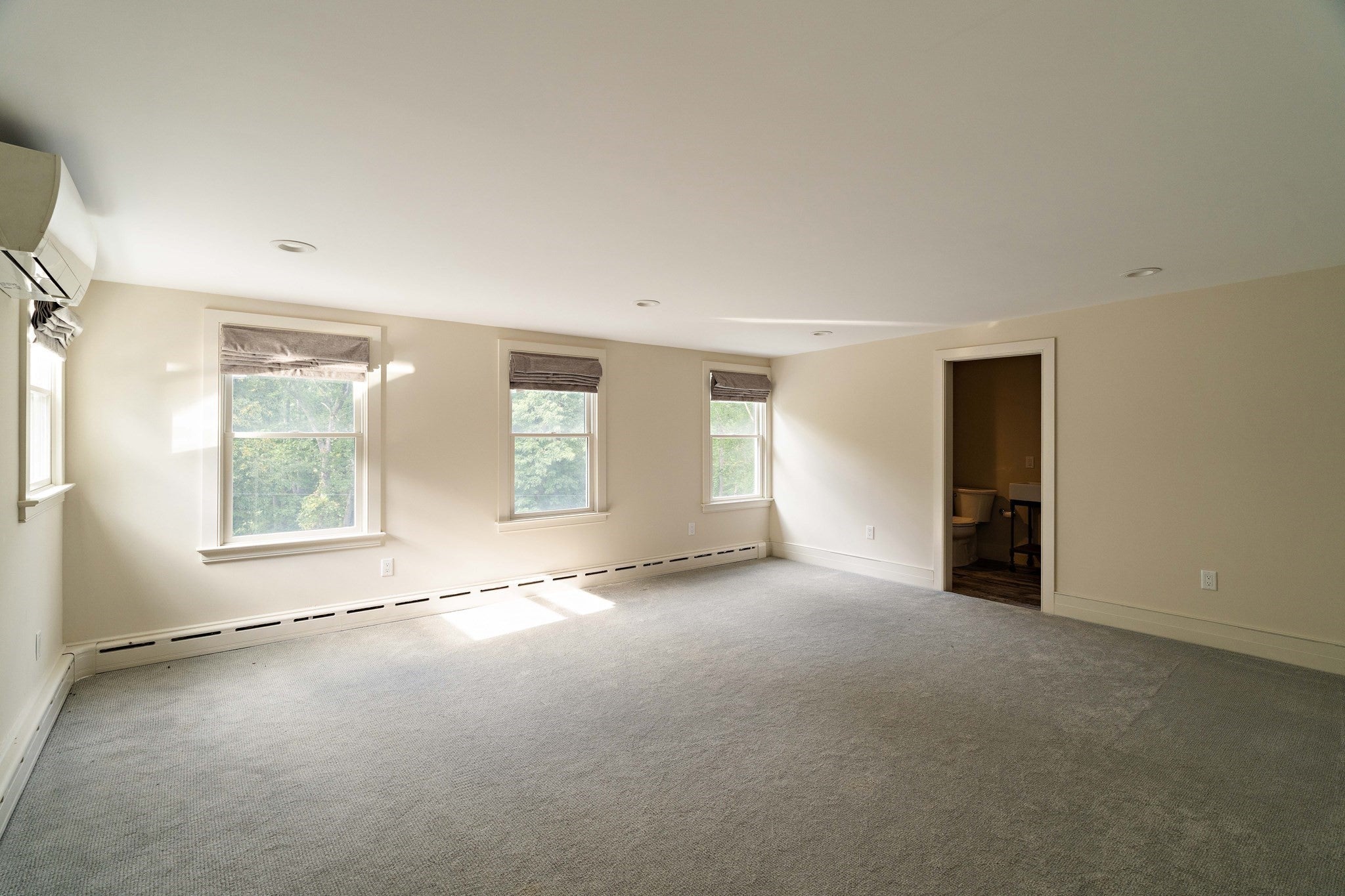 8&10 Evergreen Ln, Hingham, MA Photo #35