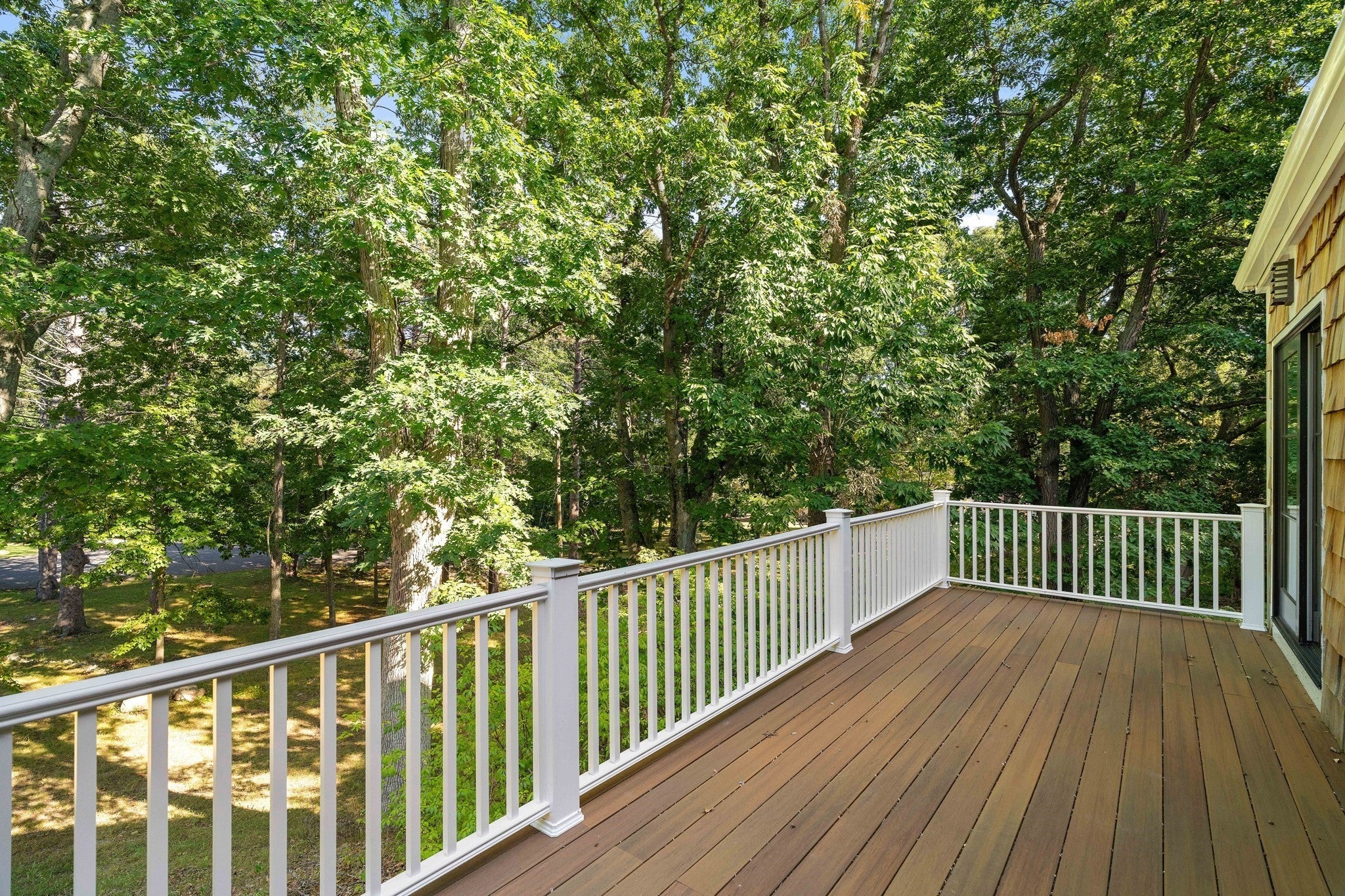 8&10 Evergreen Ln, Hingham, MA Photo #29