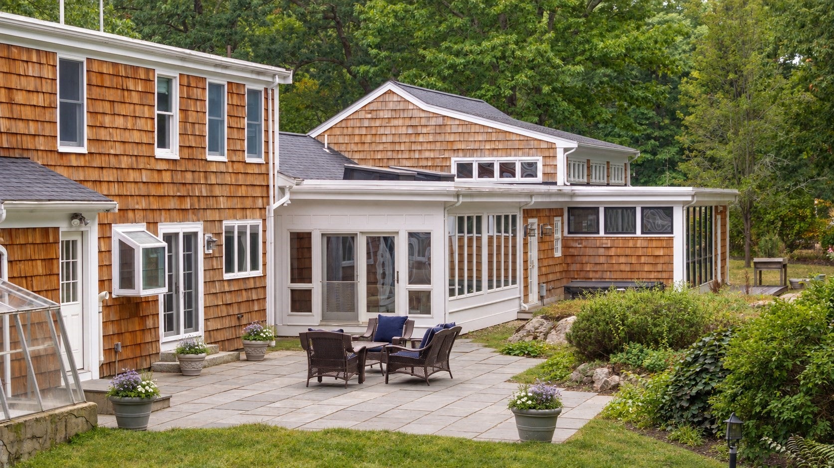 8&10 Evergreen Ln, Hingham, MA Photo #38