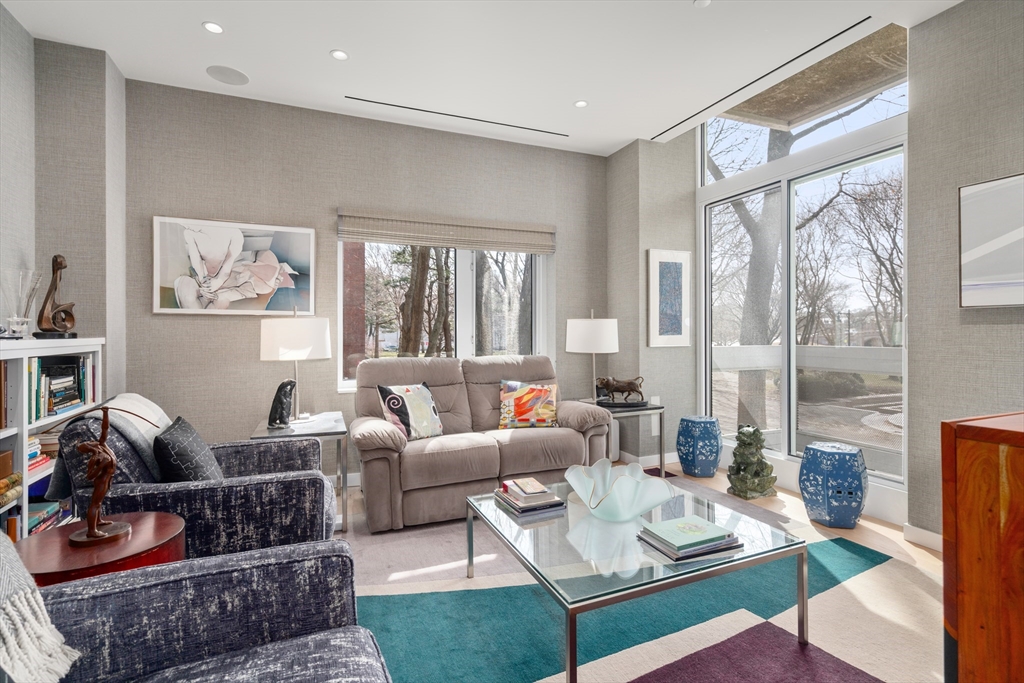 975 Memorial Drive 201/202