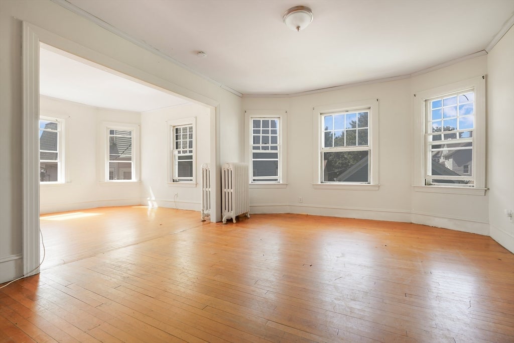 692 Walnut St, Fall River, MA Photo #16