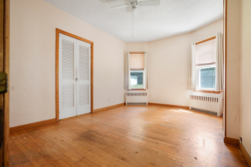 692 Walnut St, Fall River, MA Photo #13