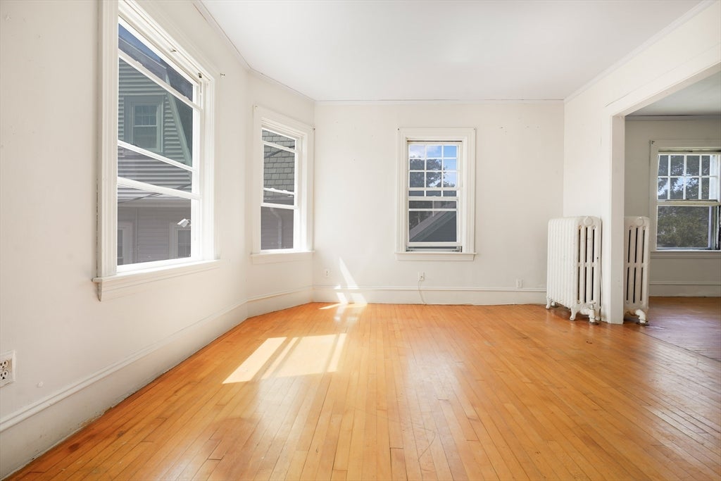 692 Walnut St, Fall River, MA Photo #14