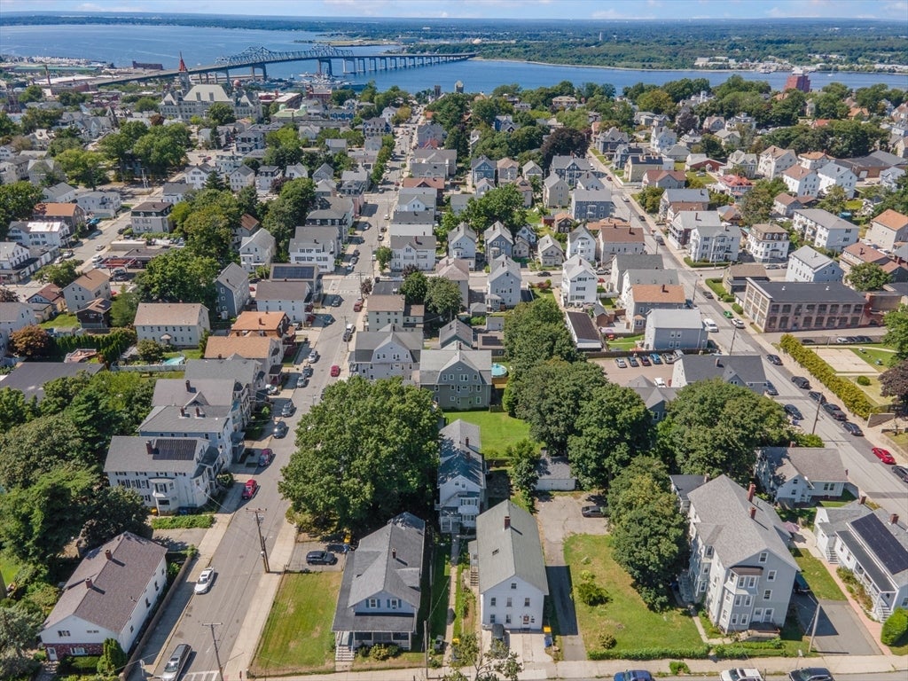 692 Walnut St, Fall River, MA Photo #39