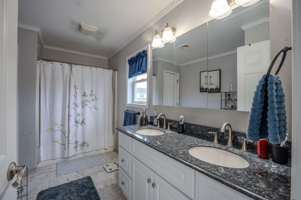 360 Perron Ave, Somerset, MA, 360 Perron Ave, Somerset, MA Photo #13