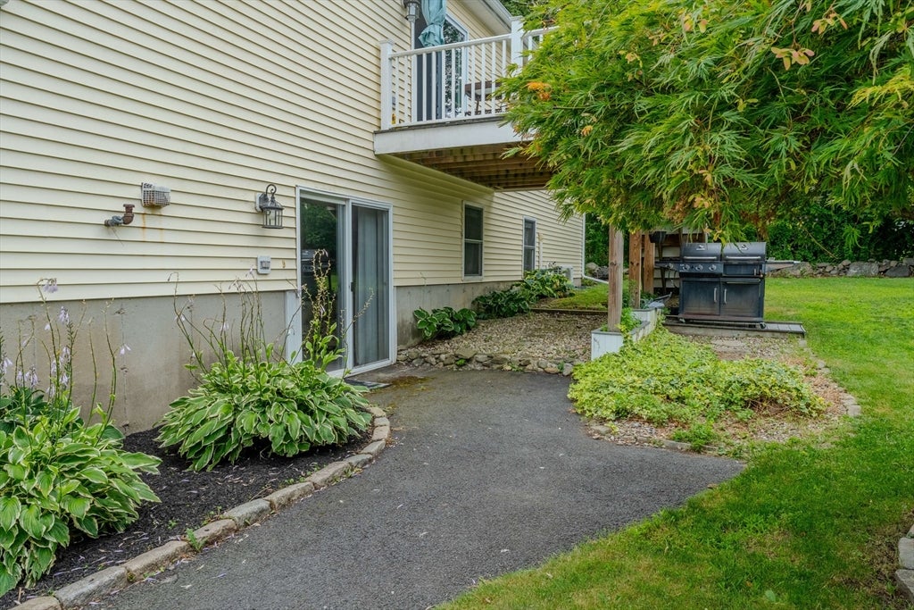 360 Perron Ave, Somerset, MA, 360 Perron Ave, Somerset, MA Photo #34