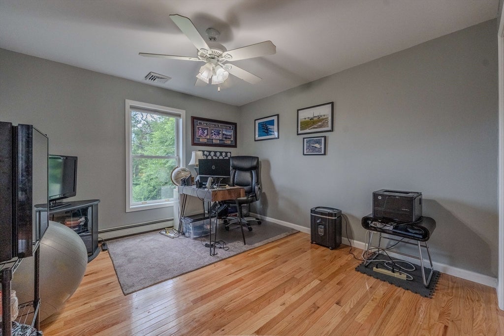 360 Perron Ave, Somerset, MA, 360 Perron Ave, Somerset, MA Photo #15