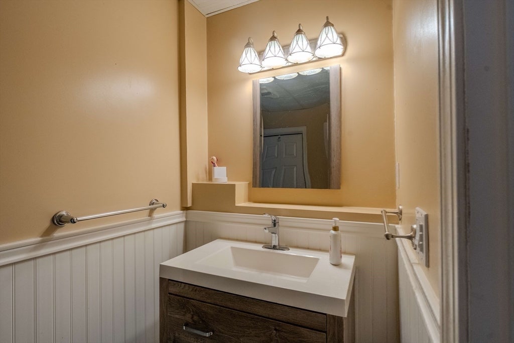 360 Perron Ave, Somerset, MA, 360 Perron Ave, Somerset, MA Photo #27
