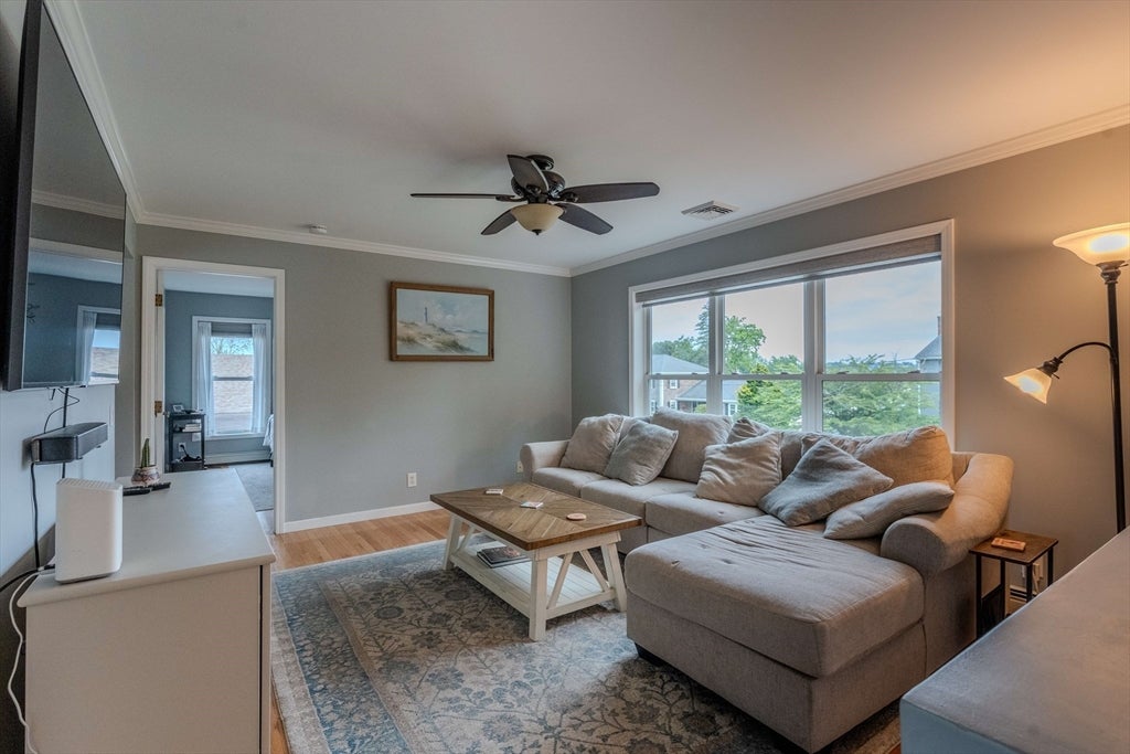 360 Perron Ave, Somerset, MA, 360 Perron Ave, Somerset, MA Photo #5