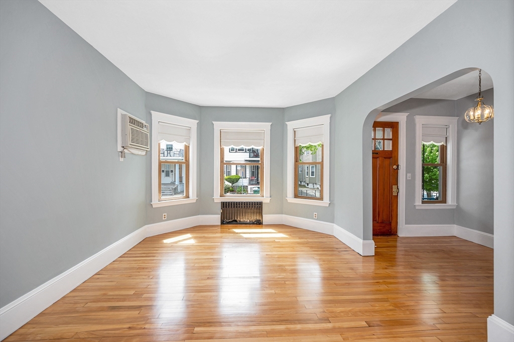 9 Bradford Ave