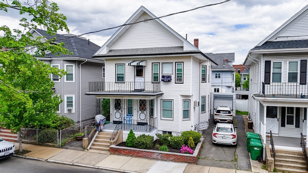 9 Bradford Ave