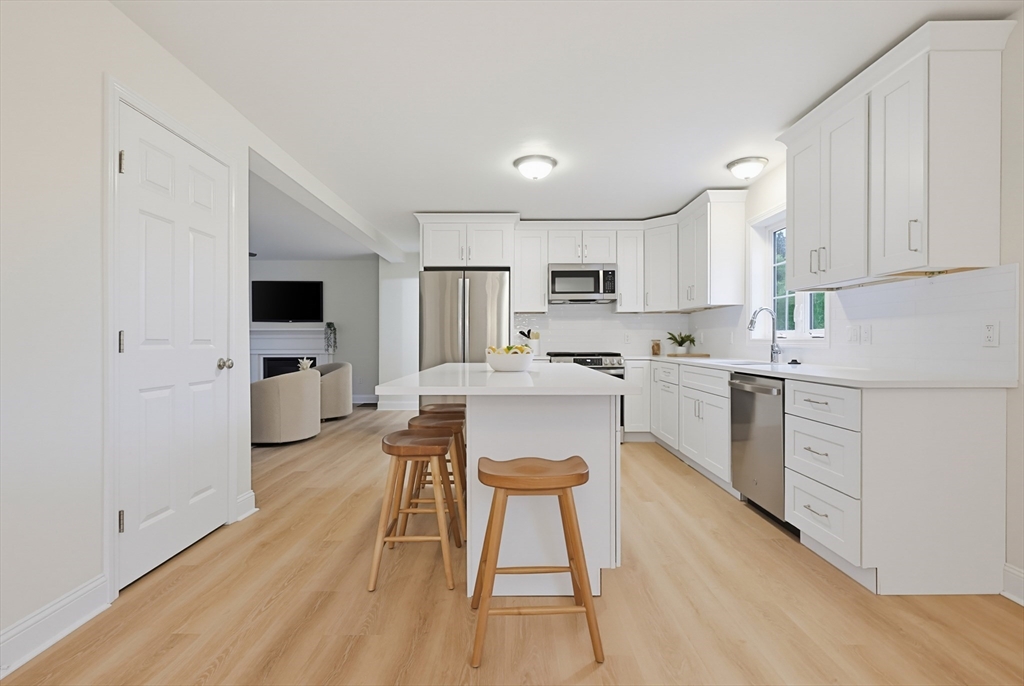 18 Bullard Ave, Worcester, MA, 18 Bullard Ave, Worcester, MA Photo #9