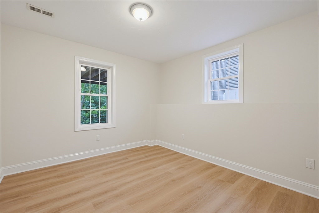 18 Bullard Ave, Worcester, MA, 18 Bullard Ave, Worcester, MA Photo #39