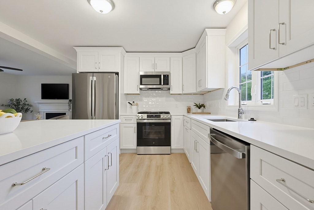 18 Bullard Ave, Worcester, MA, 18 Bullard Ave, Worcester, MA Photo #8