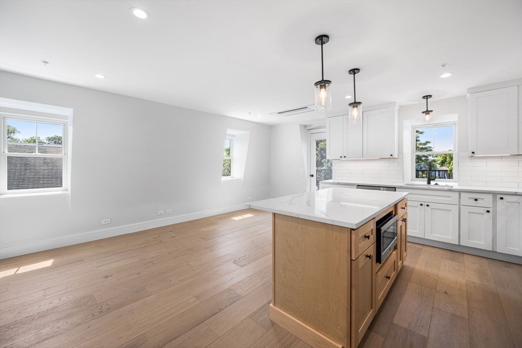 3 Franklin St 4