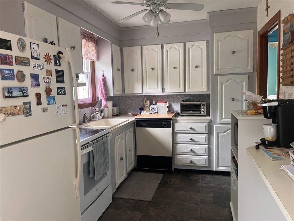 12 Willow Tree Rd