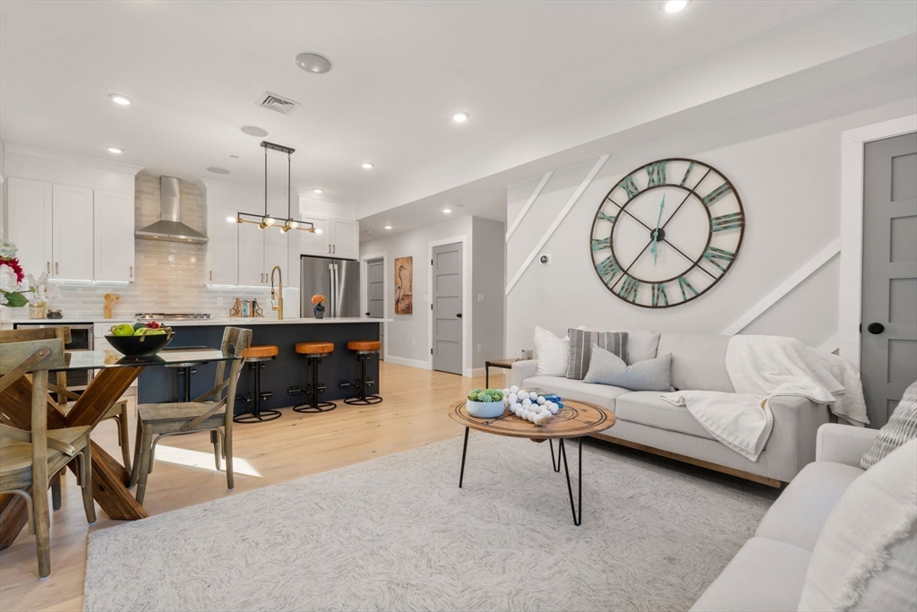375 Hyde Park Avenue 3