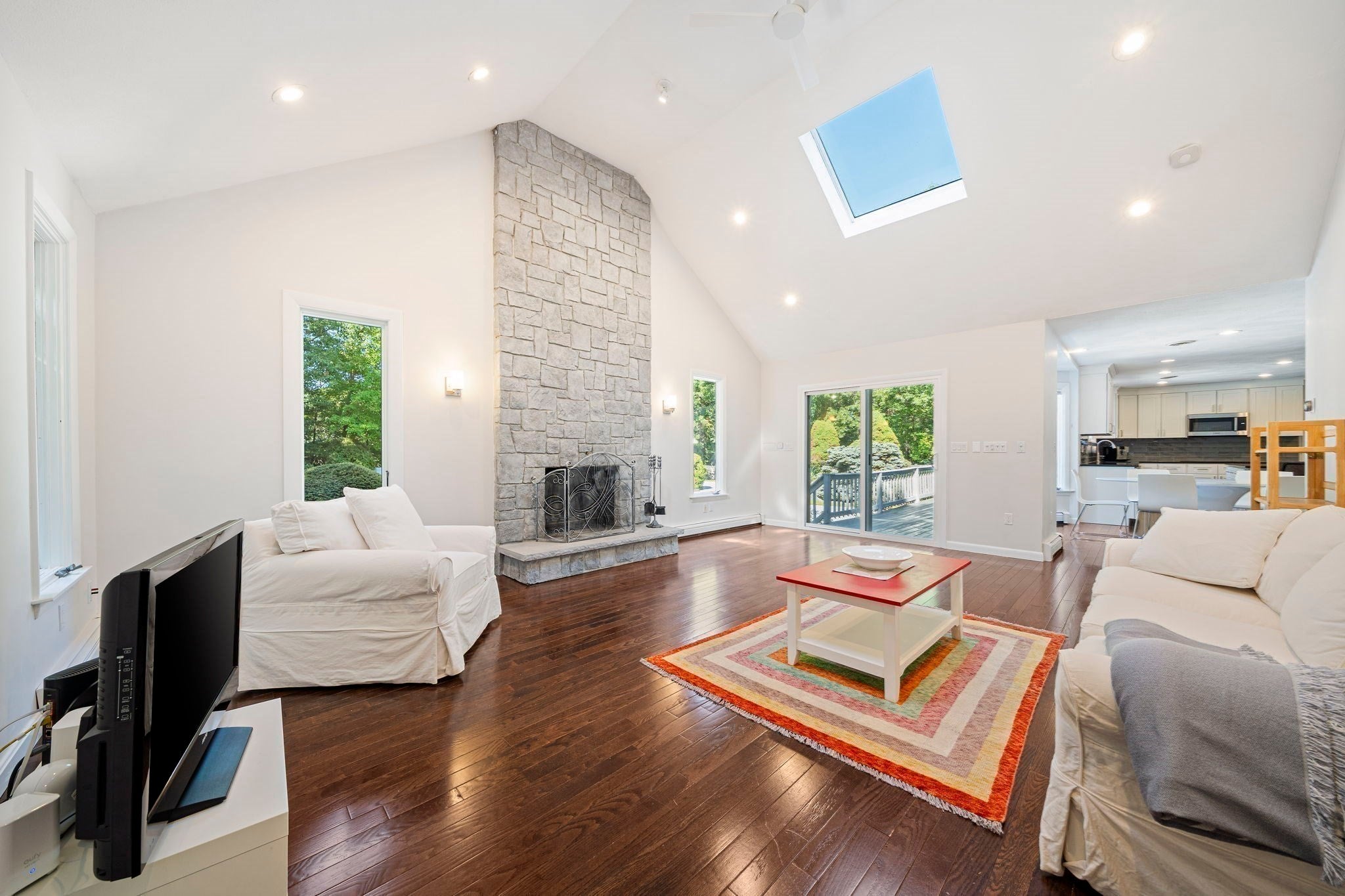 42 Magnolia Rd, Sharon, MA Photo #16