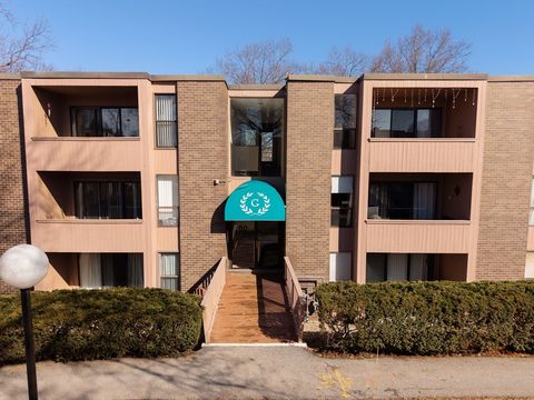 60 Shrewsbury Green Dr B Shrewsbury MA 01545