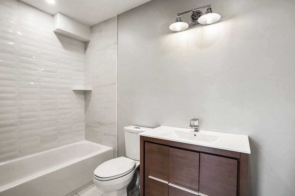 222 Austin St #222, Newton, MA Photo #12