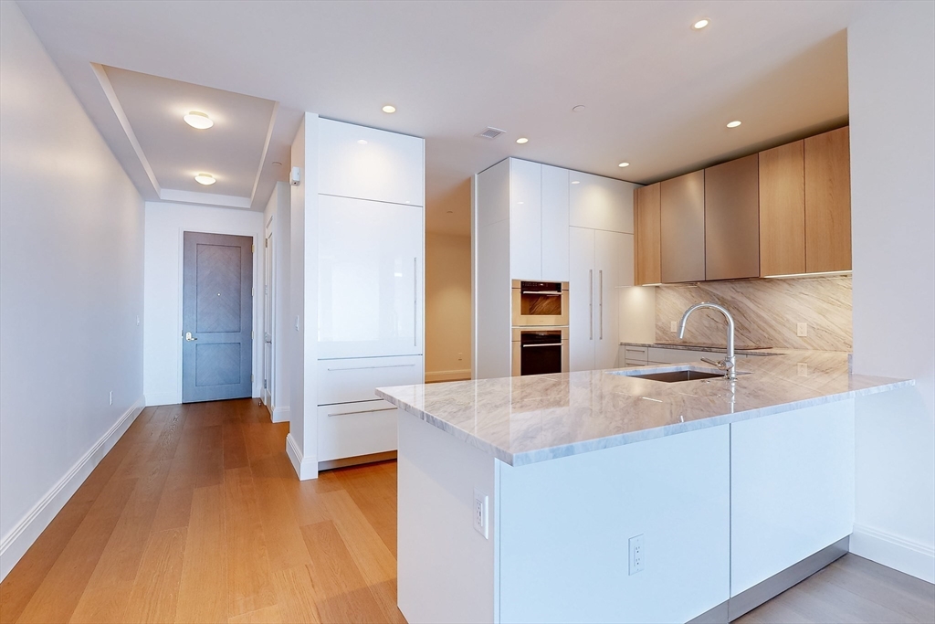 240 Devonshire Street 5609