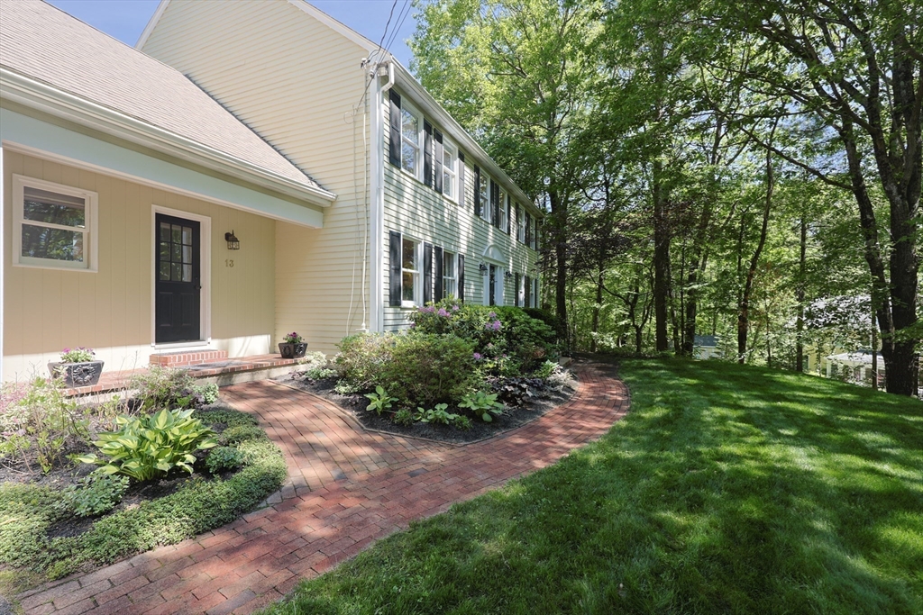 13 Valleywood Road