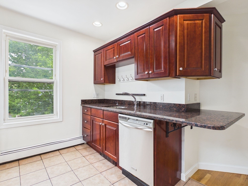 32 Sciarappa St 2