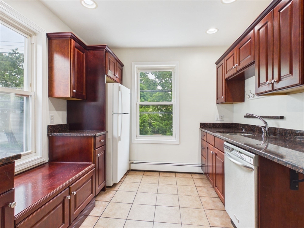 32 Sciarappa St 2