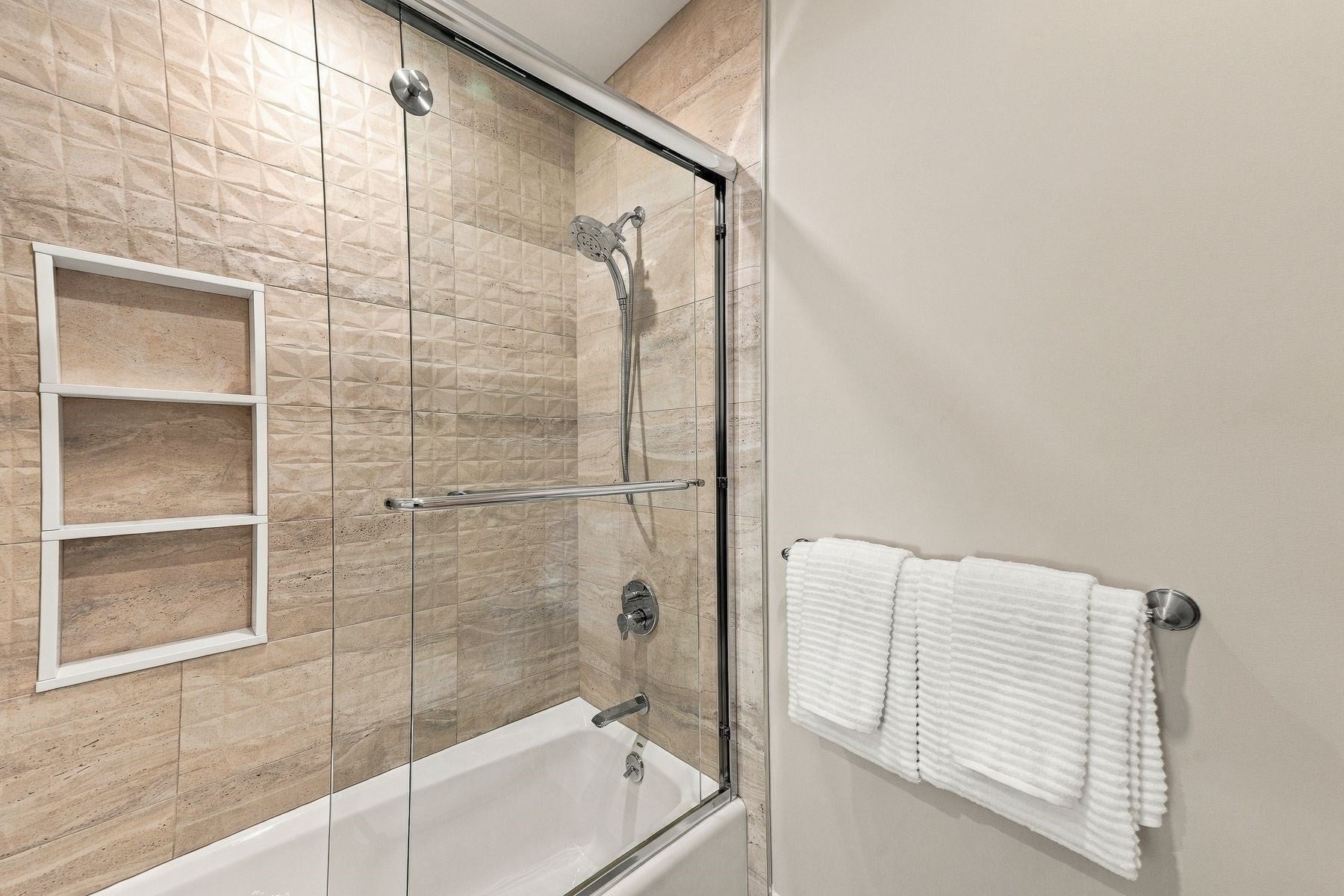32 Preston Ct #32, Swampscott, MA, 32 Preston Ct #32, Swampscott, MA Photo #17