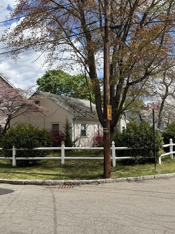 6 Black Rock Rd, Melrose, MA Photo #10