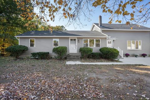 154 County Rd Southampton MA 01073