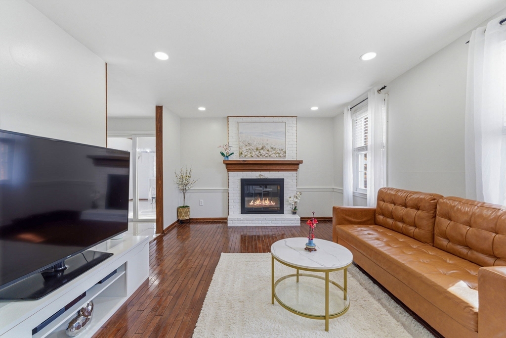 38 Groton Rd