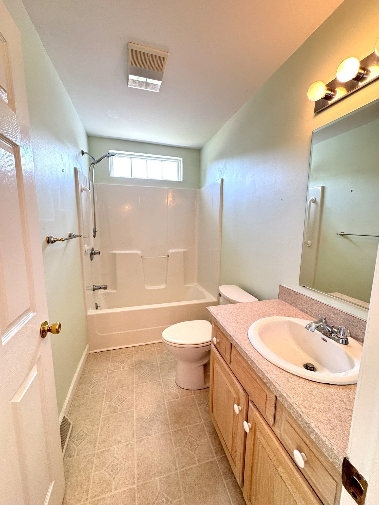 22 Brookstone Drive, Bridgewater, MA, 22 Brookstone Drive, Bridgewater, MA Photo #23