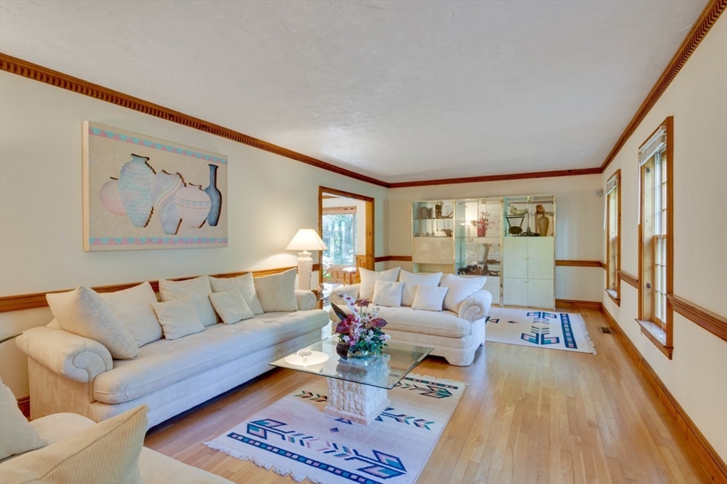 15 Squannacook Dr