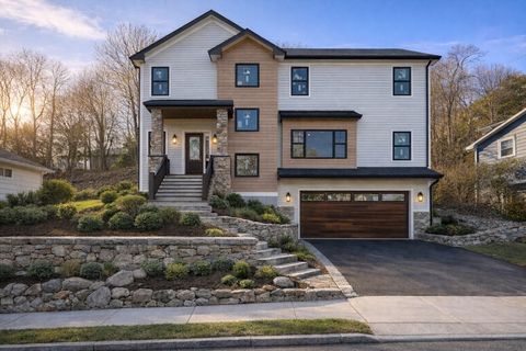 42 Woodbine Circle Needham MA 02494