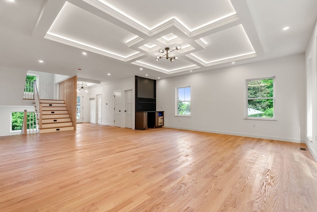 42 Woodbine Circle