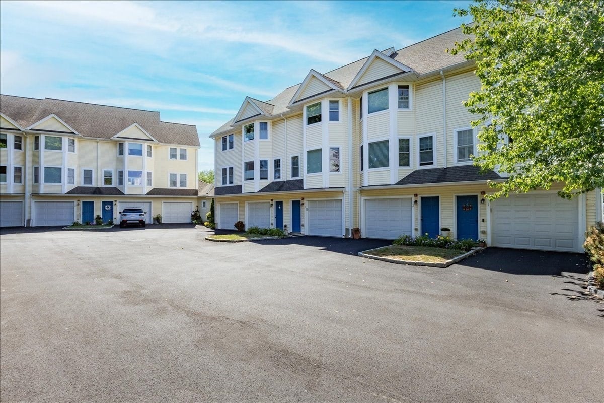 14-1/2 Roundy St #4, Beverly, MA, 14-1/2 Roundy St #4, Beverly, MA Photo #16