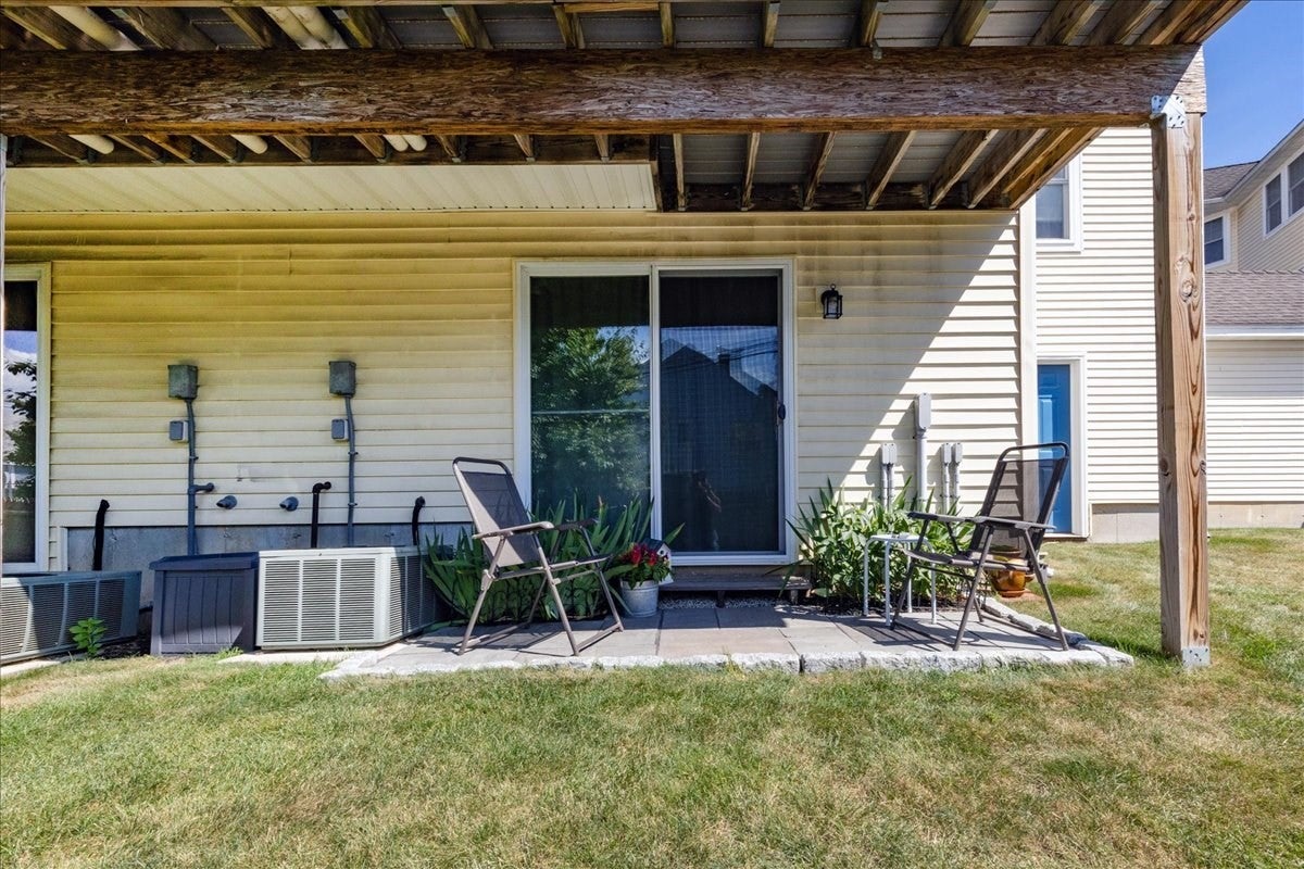 14-1/2 Roundy St #4, Beverly, MA, 14-1/2 Roundy St #4, Beverly, MA Photo #34