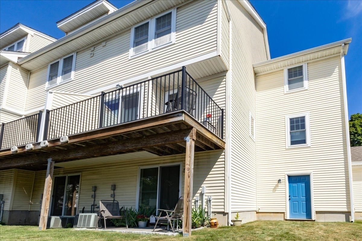 14-1/2 Roundy St #4, Beverly, MA, 14-1/2 Roundy St #4, Beverly, MA Photo #37