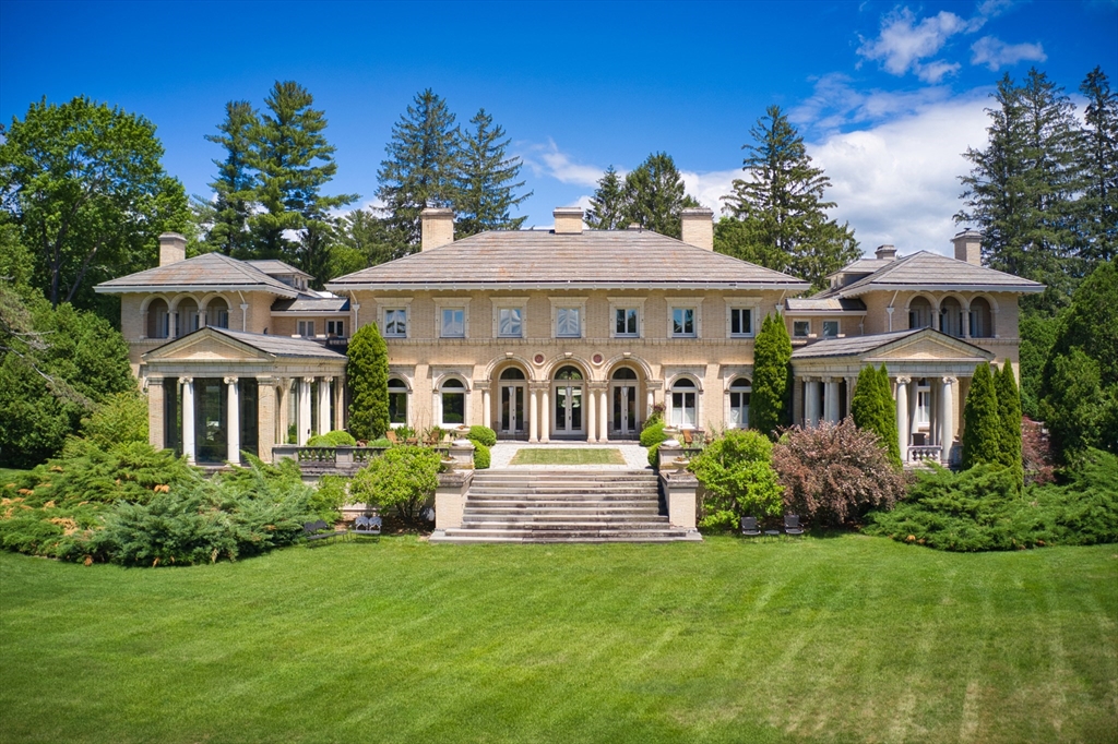 11 Hawthorne