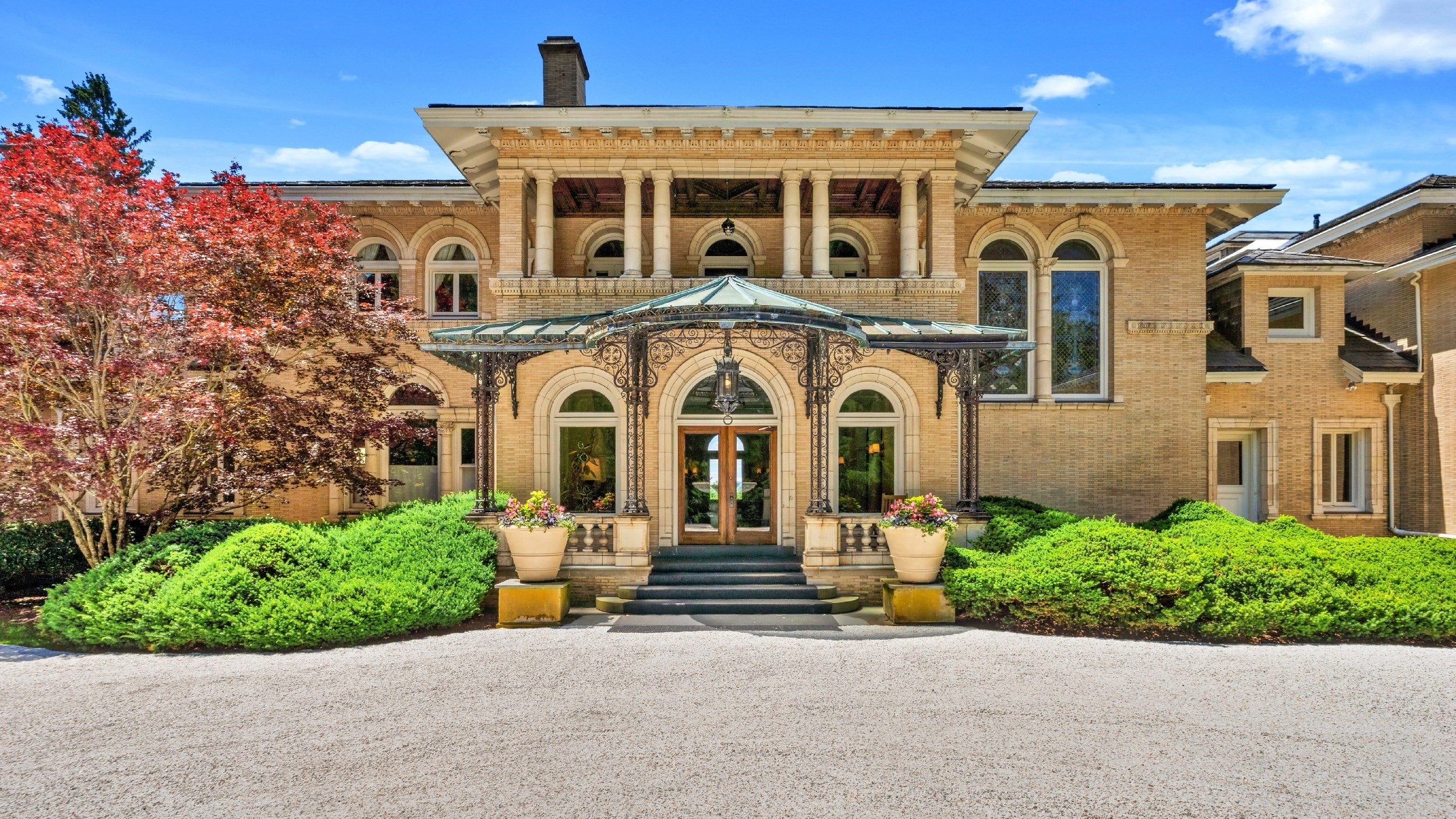 11 Hawthorne